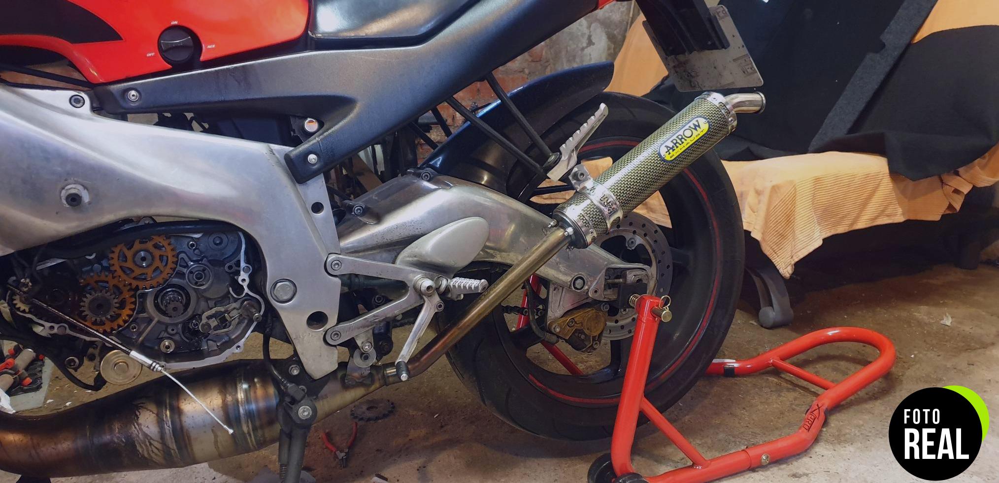 a-pro-moto-soporte-rueda-balancin-rojo-foto-2