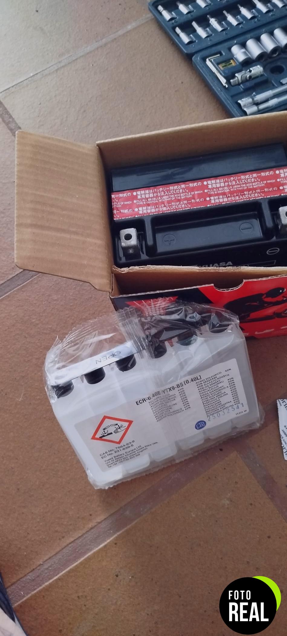 bateria-moto-yuasa-ytx9-bs-12v-foto-1