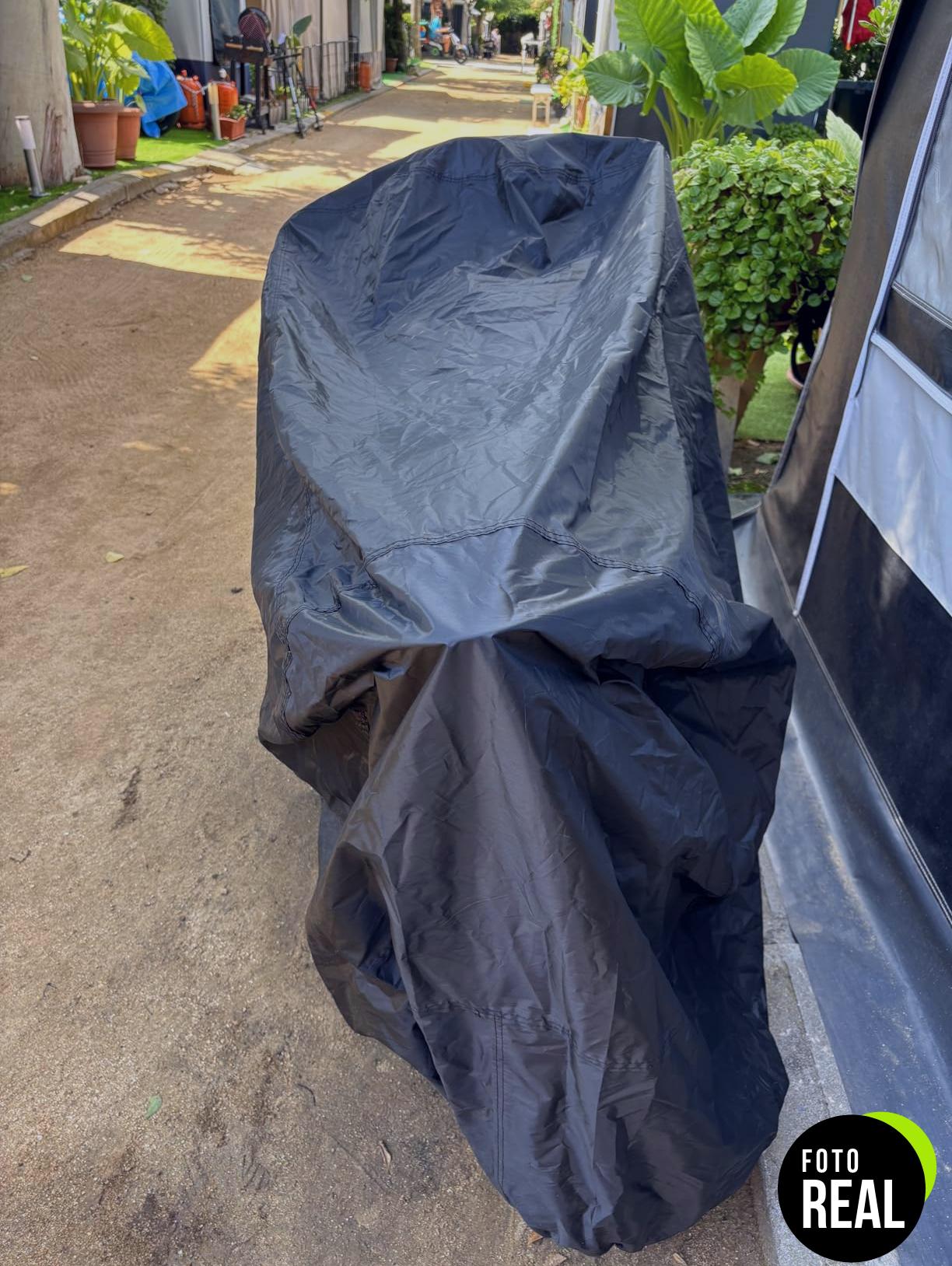 brencco-funda-moto-impermeable-245x105x125-foto-2