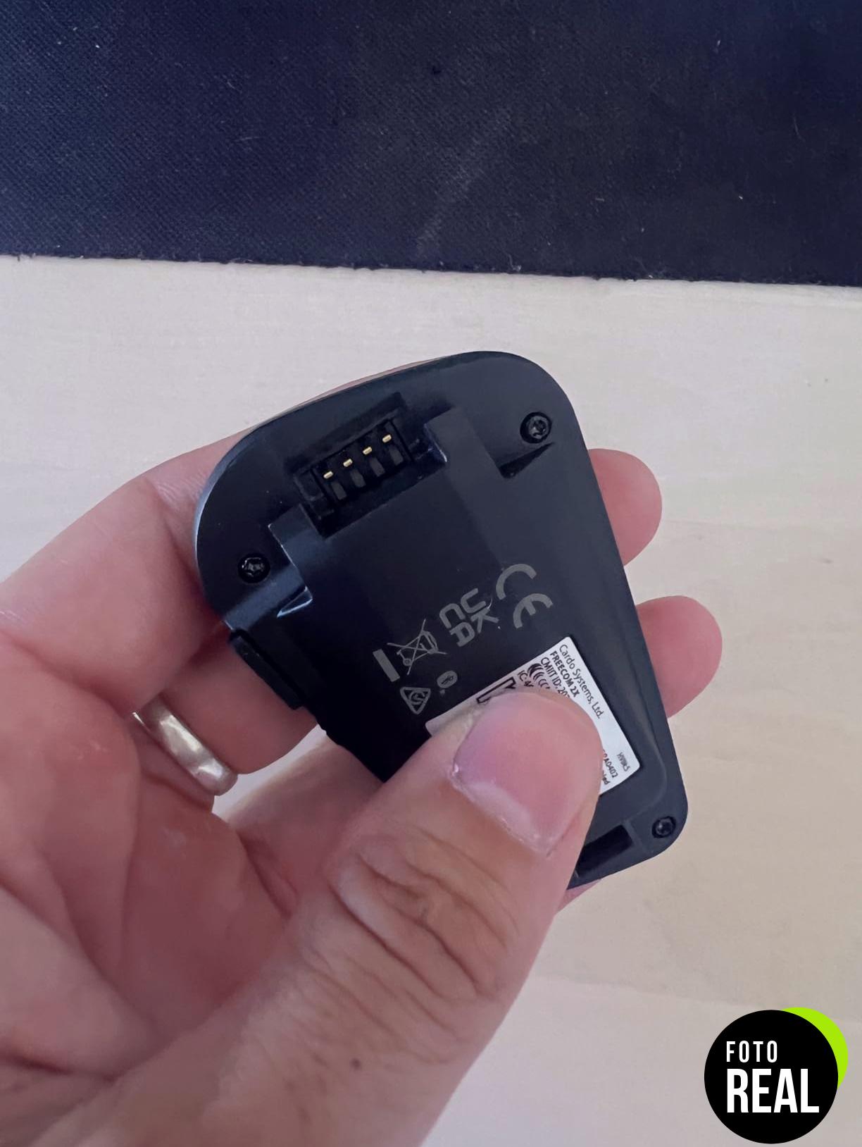 cardo-freecom-2x-intercomunicador-bluetooth-foto-1