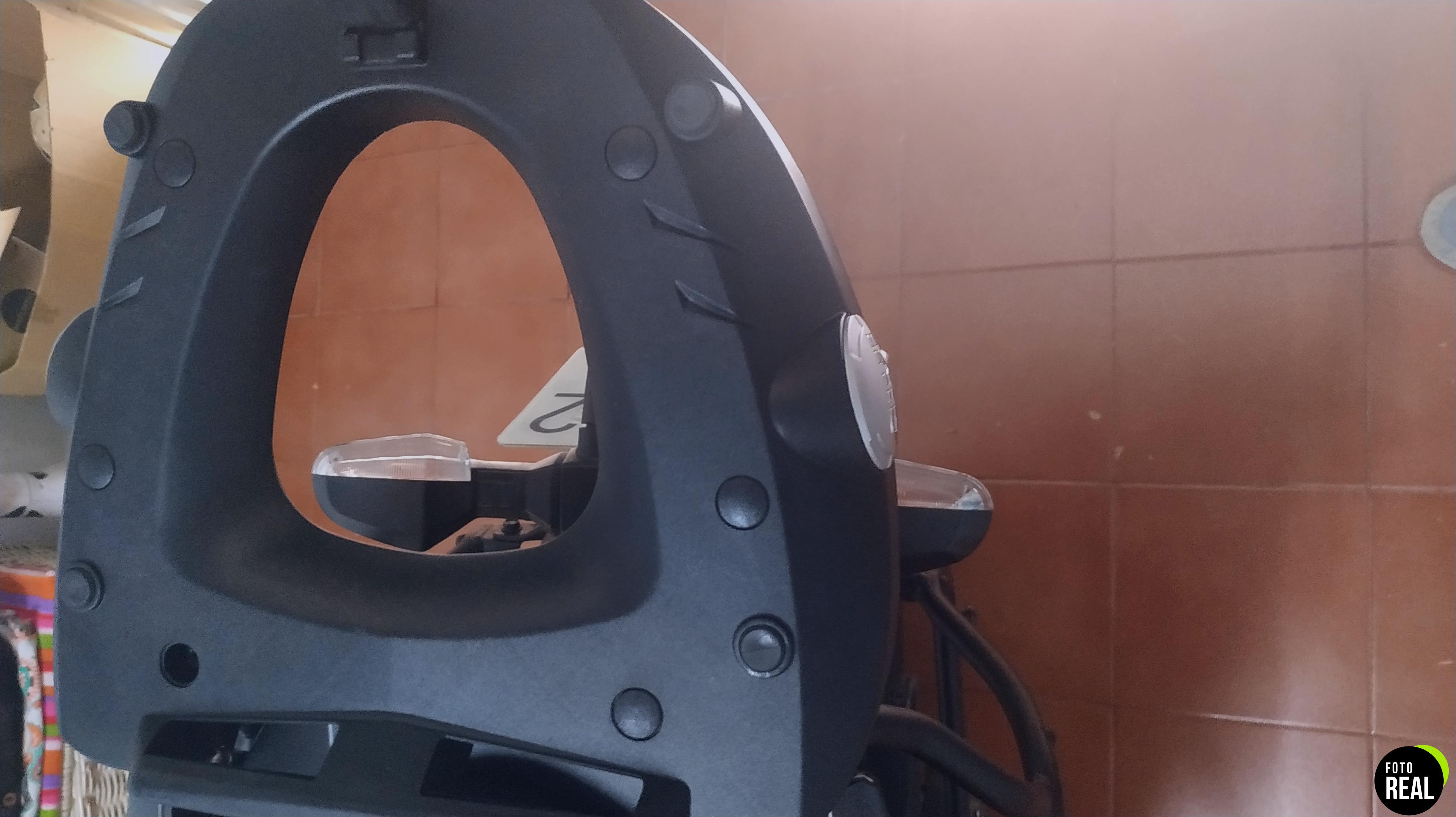 givi-z126-parachoques-goma-foto-2