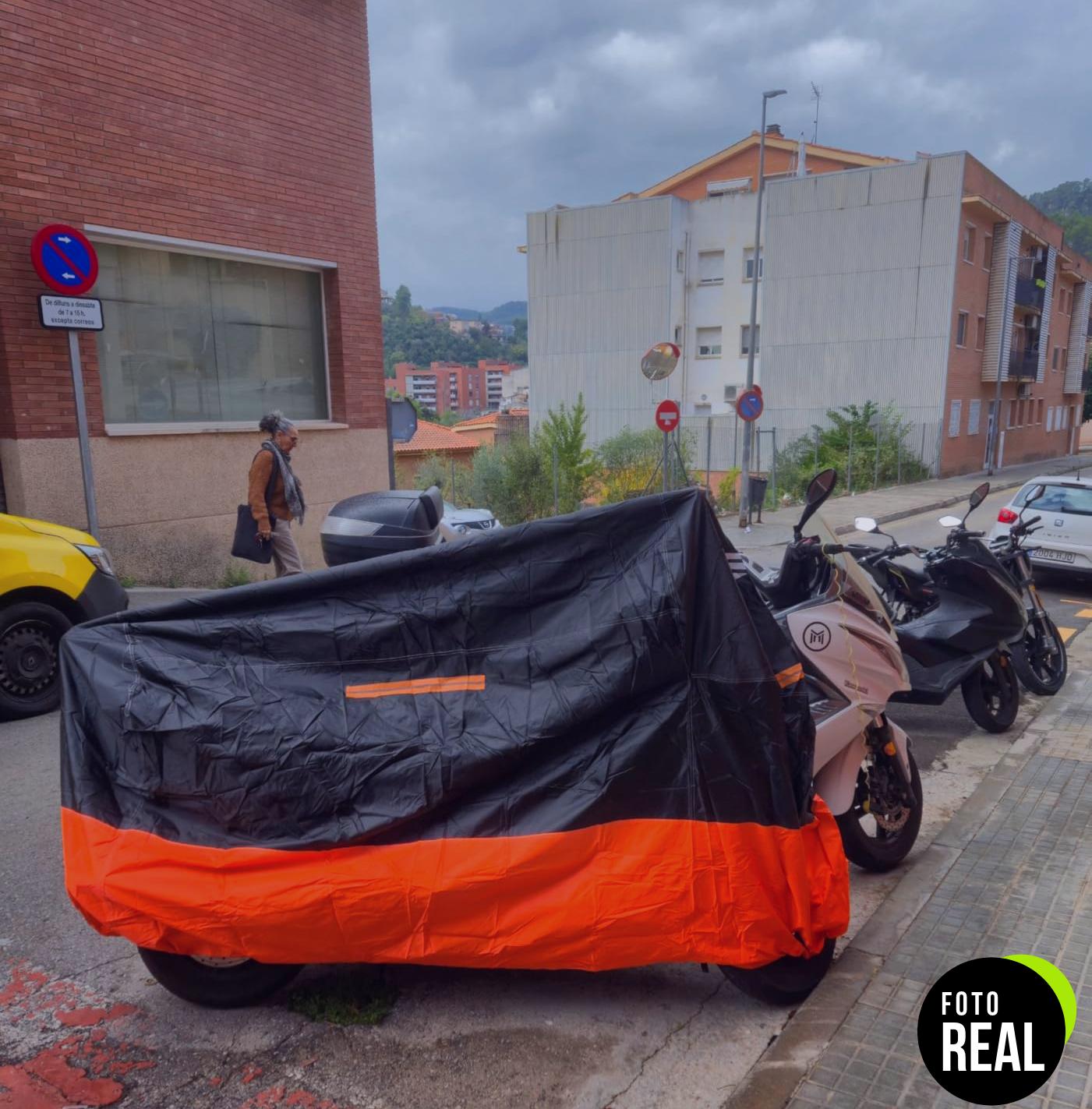 maizjok-funda-moto-impermeable-xl-foto-1